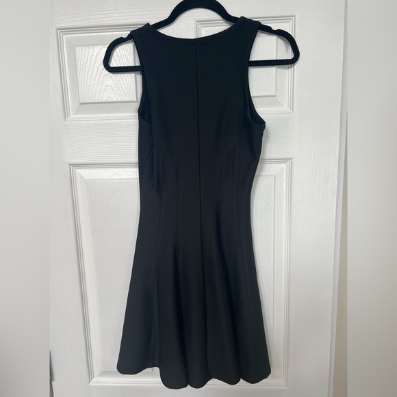 Black Bar III dress - Picture 3 of 4